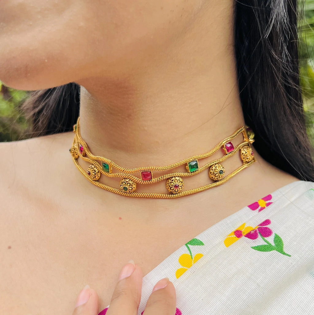 Flora Necklace Set