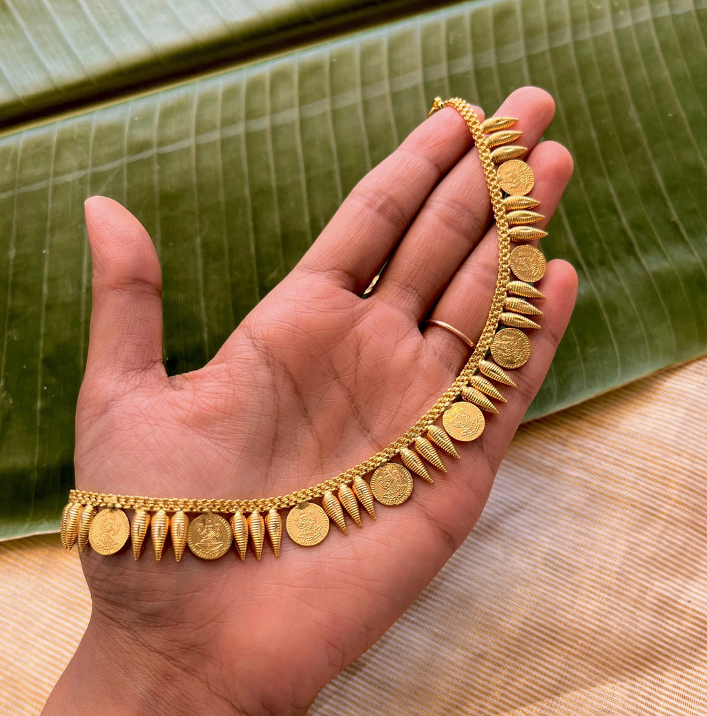 Mullamottu Kashi Mala (necklace)