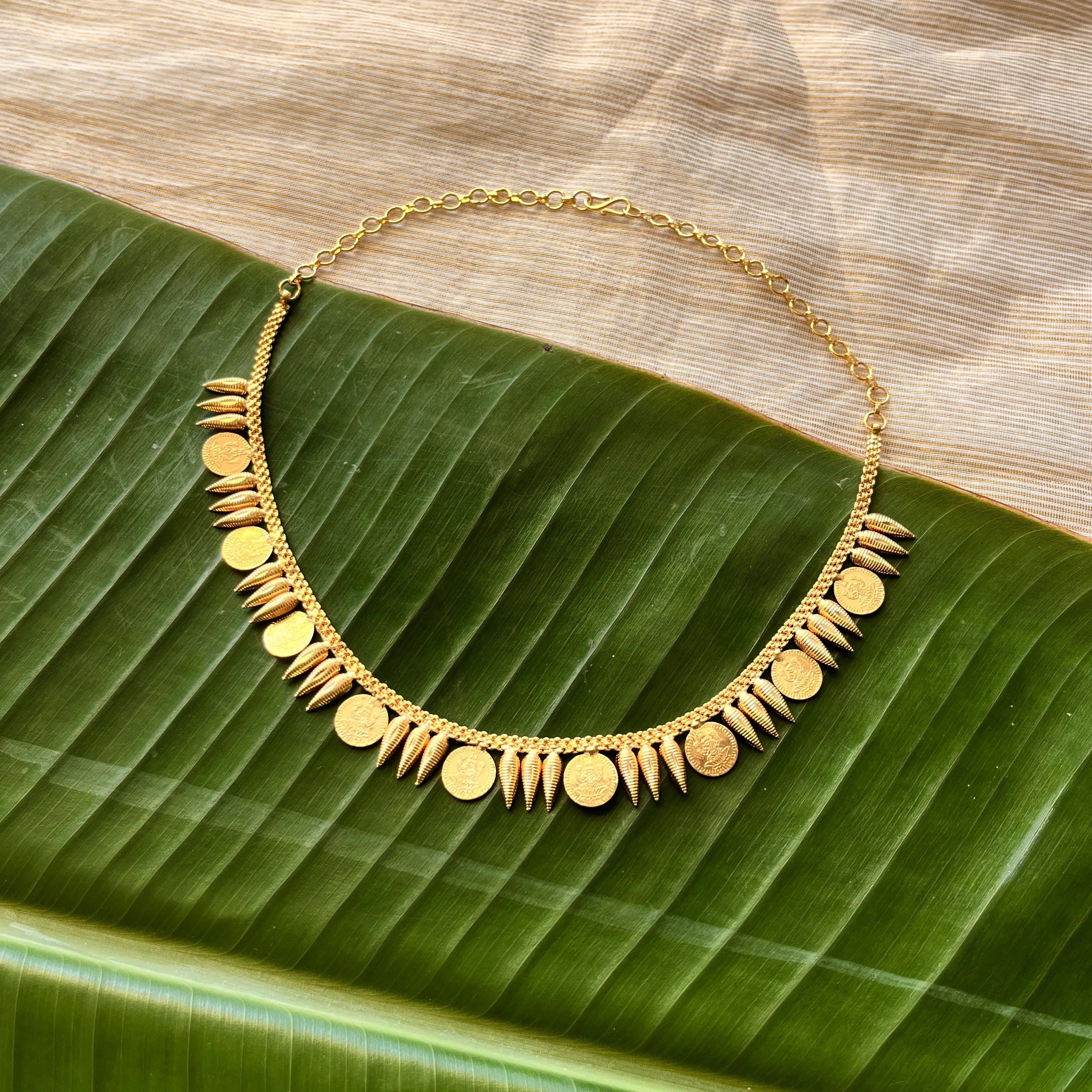 Mullamottu Kashi Mala (necklace)