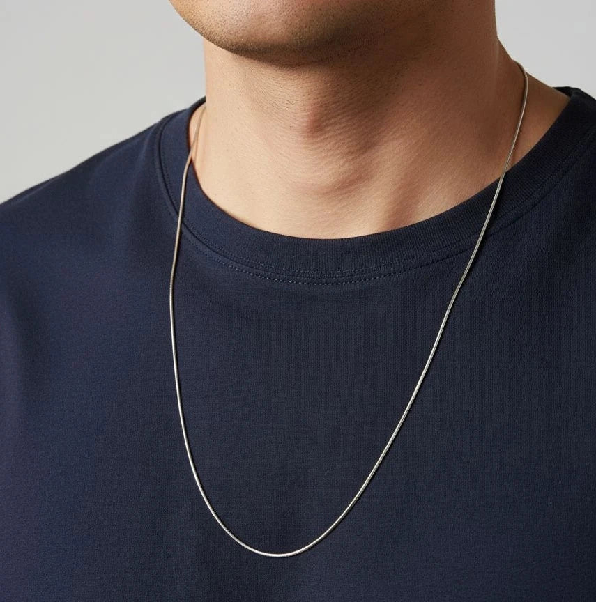 Sleek silver mens chain