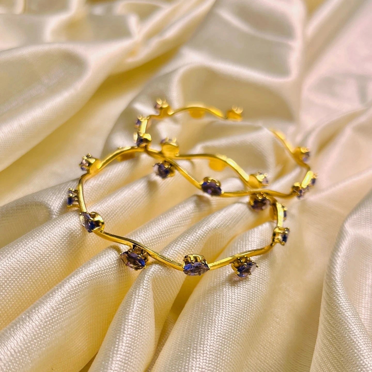 Tulip Bangles
