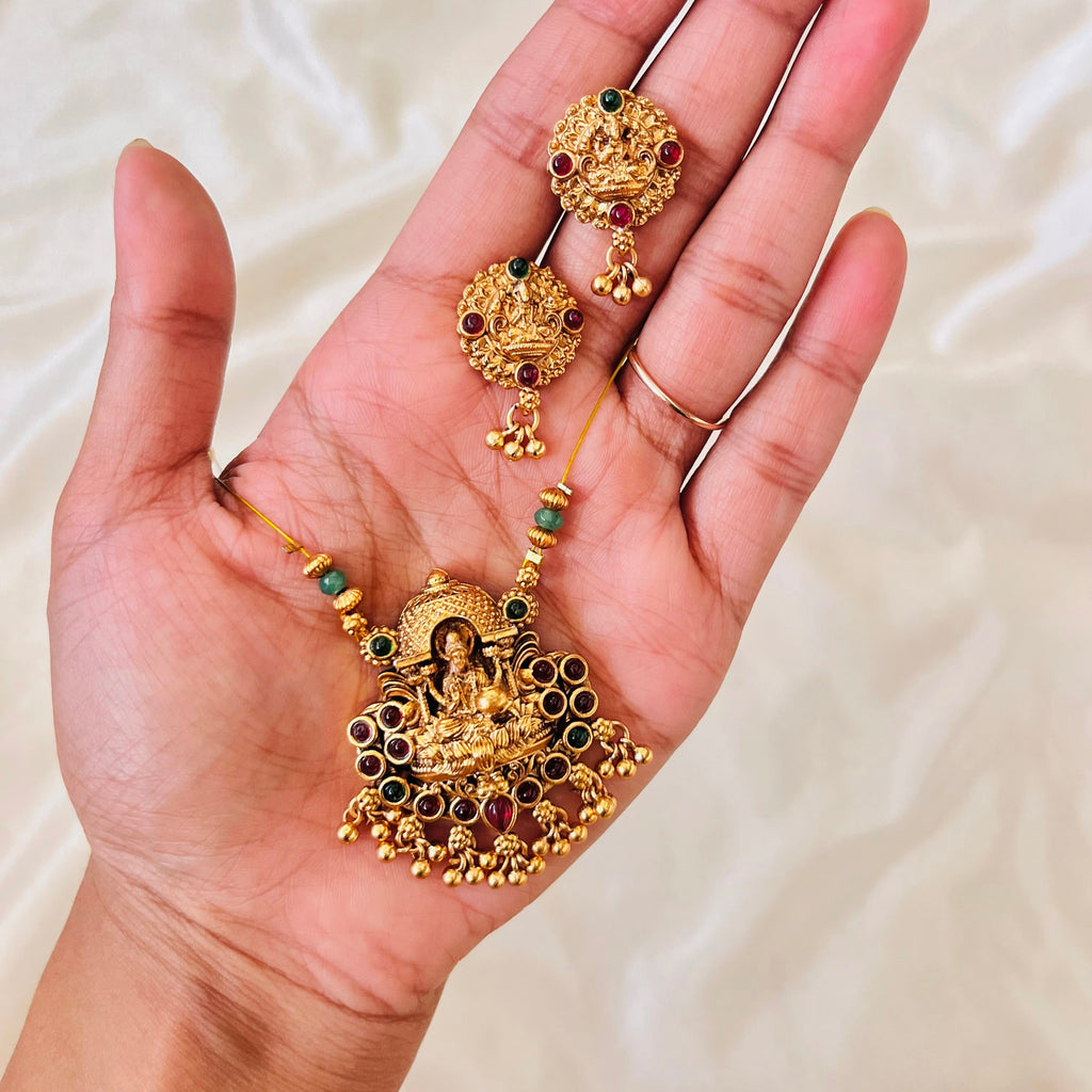 Devi Grace Temple Necklace Set