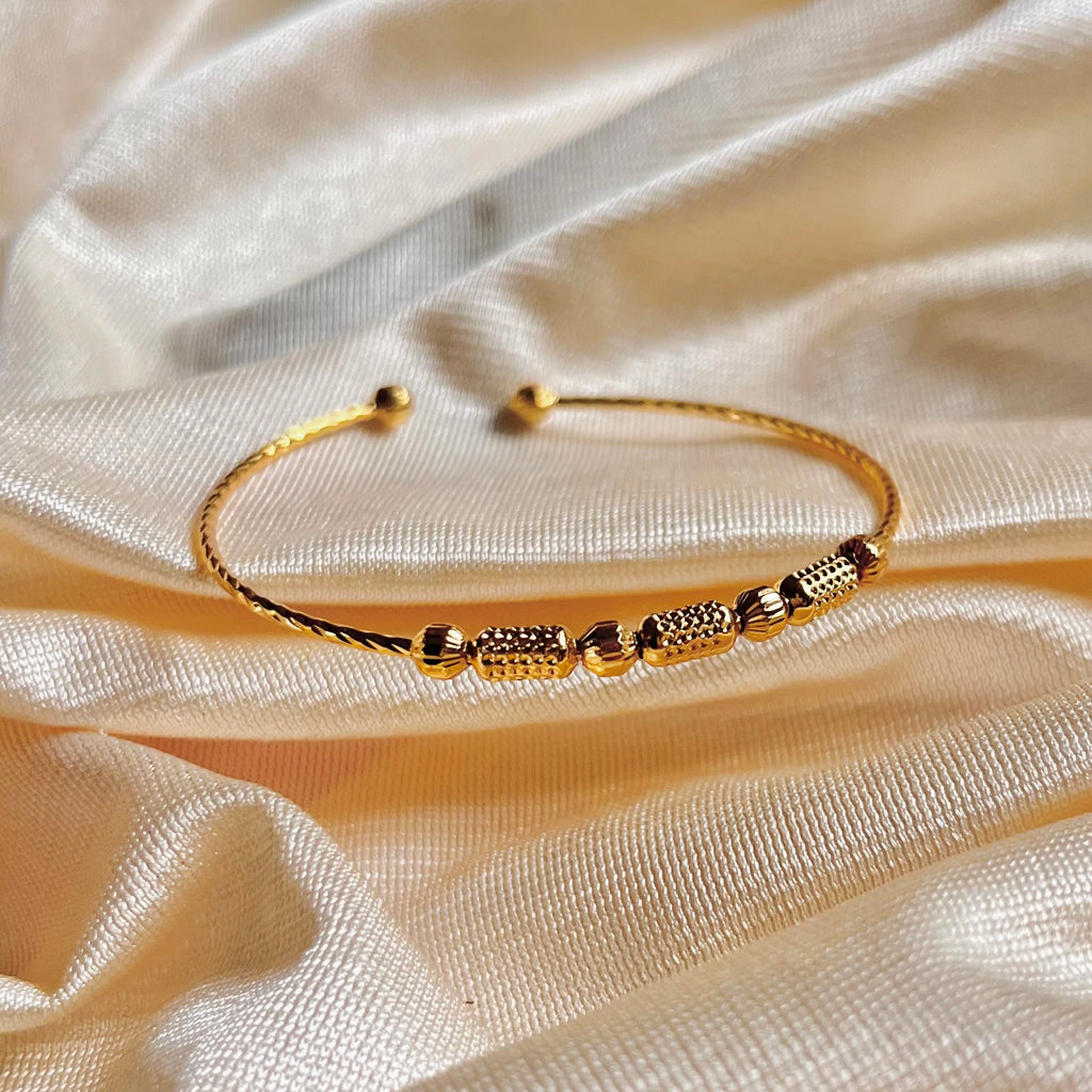 classic cuff bangle