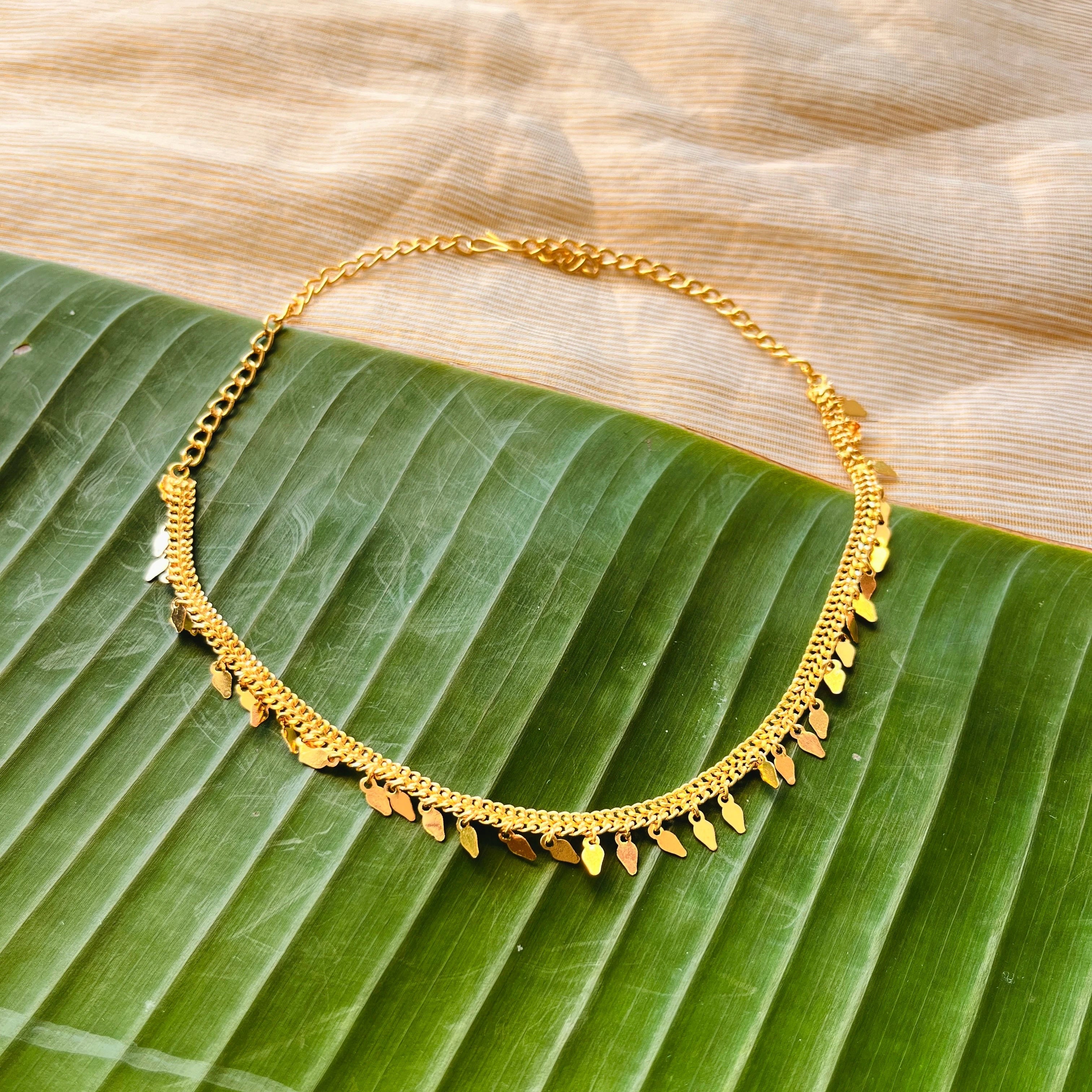 Single Layered Ilakkathali Necklace