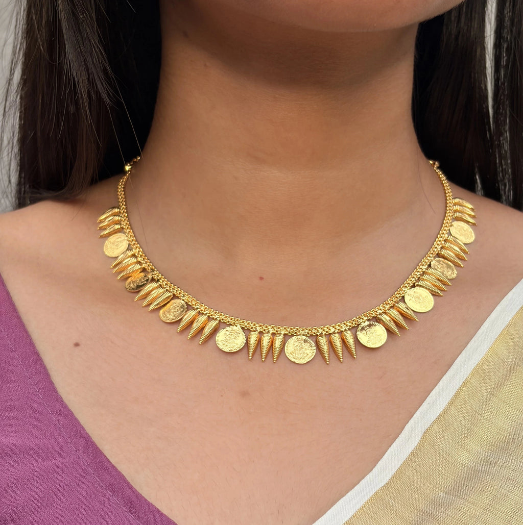 Mullamottu Kashi Mala (necklace)
