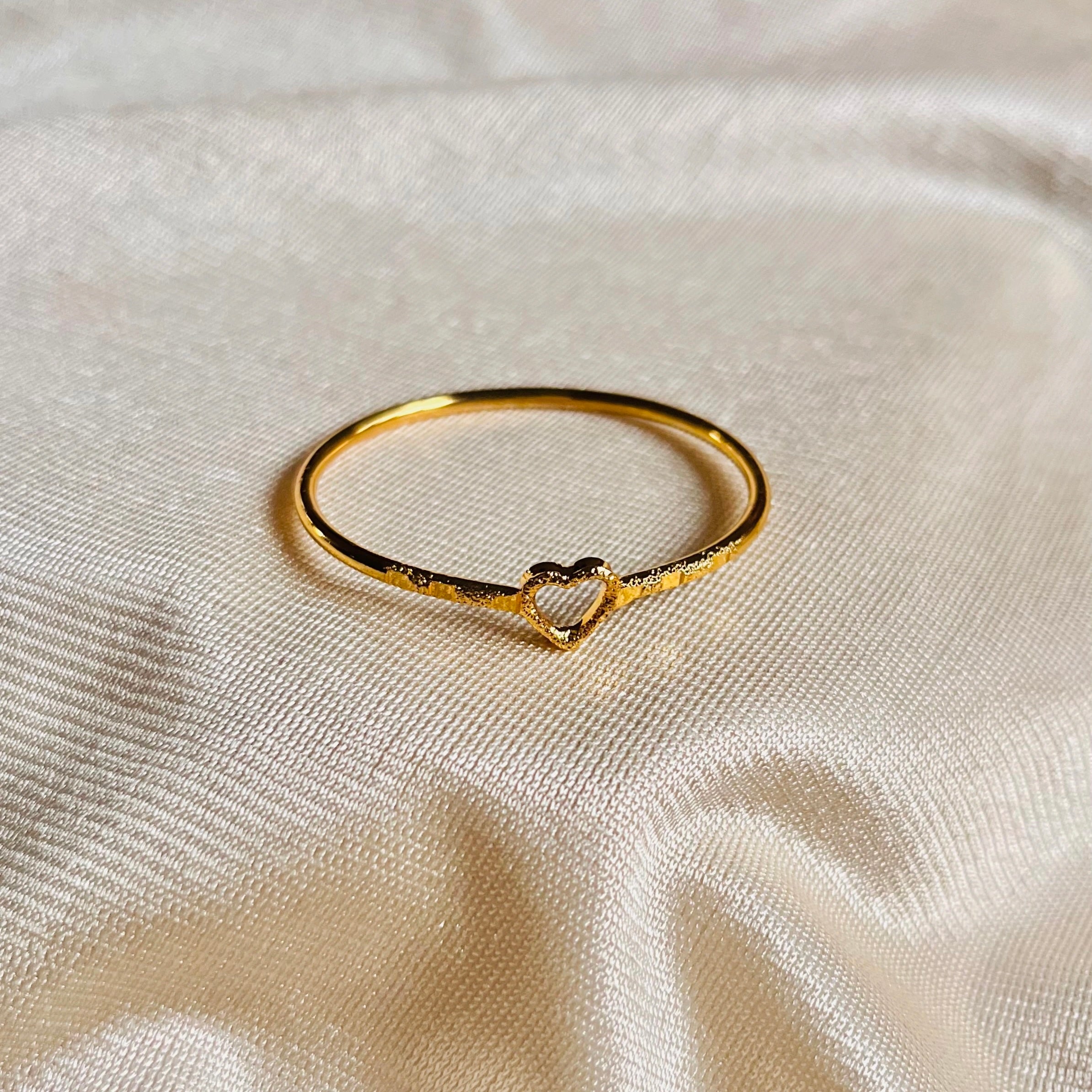 Baby heart bangle