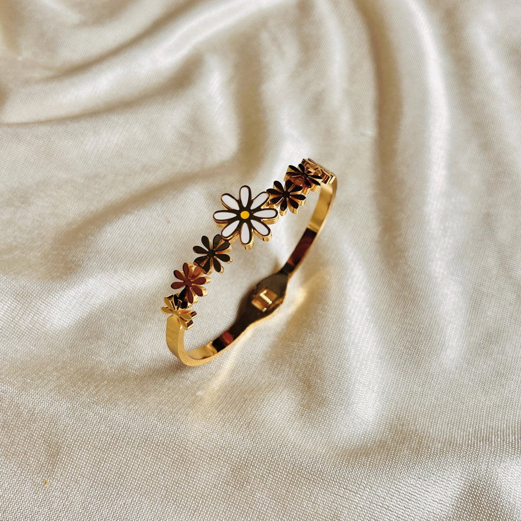 Daisy Bangle