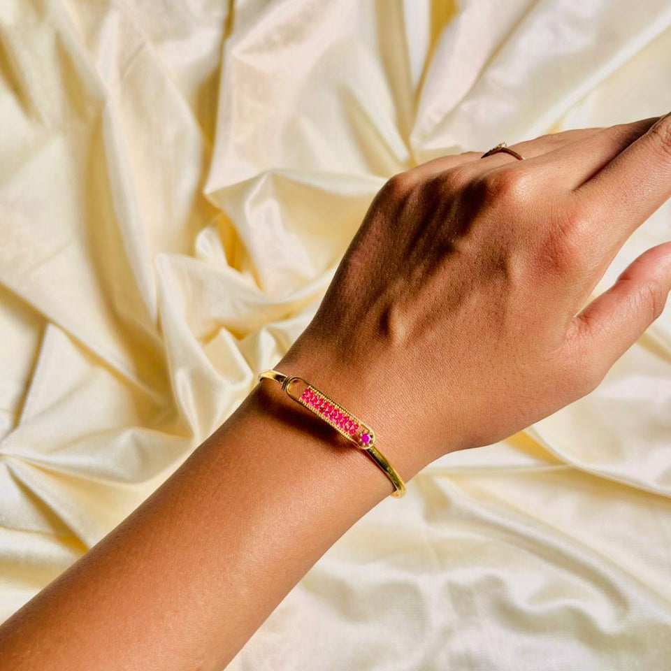 Rani Pink Contemporary Bangle Description
