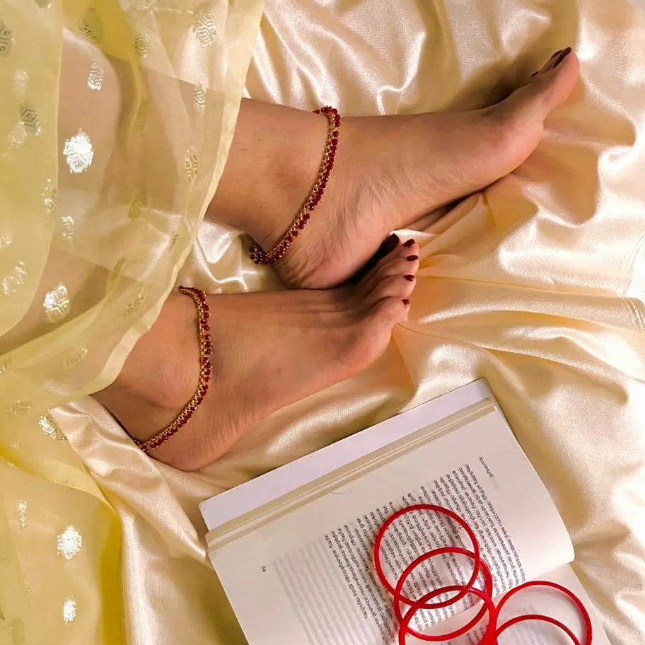 Red cristal anklet